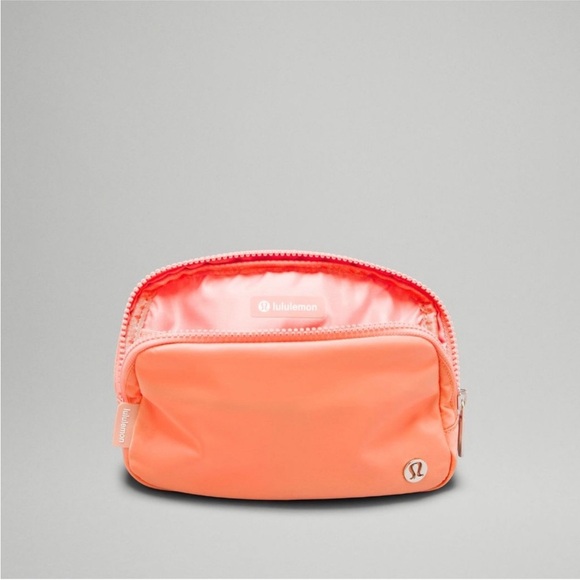 NWT Lululemon Belt Bag in Tiger - Picture 6 of 10